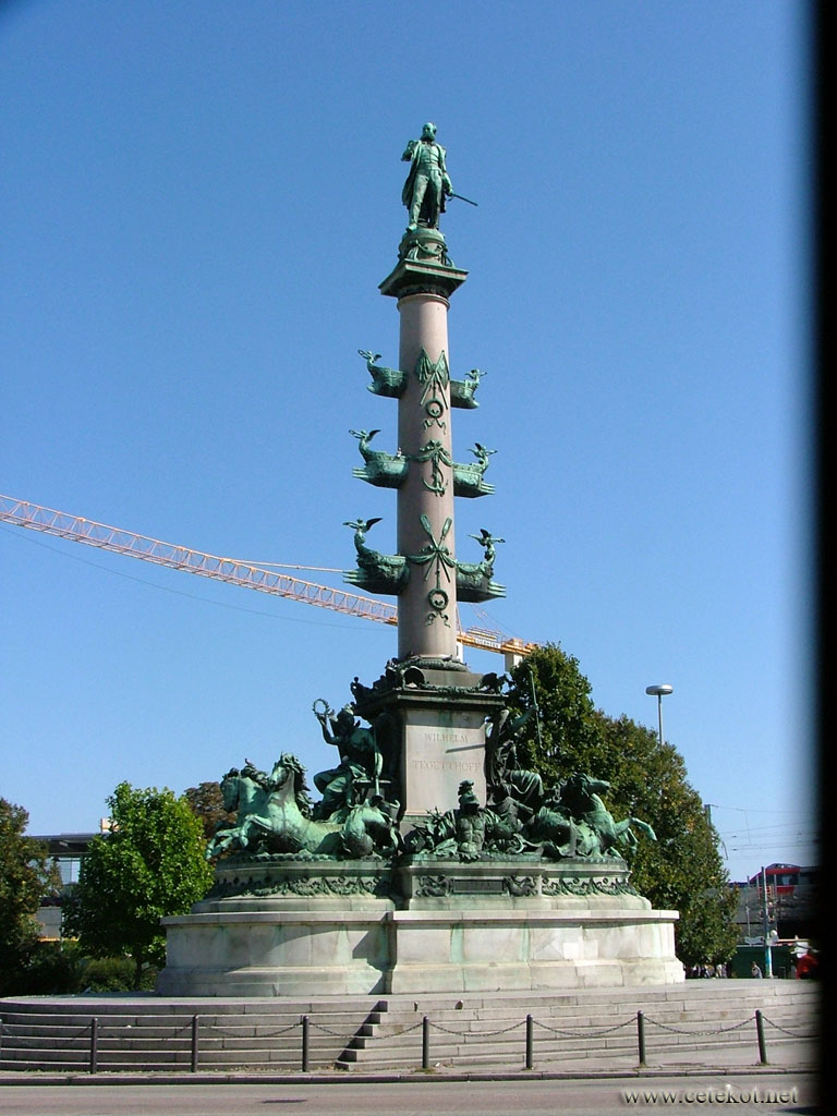 Вена: колонна Вильгельма Тегетхофа ( Wilhelm Tegetthoff ).