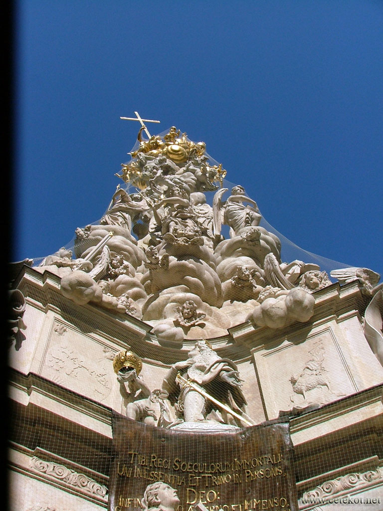 Вена, много ангелов в одном памятнике.