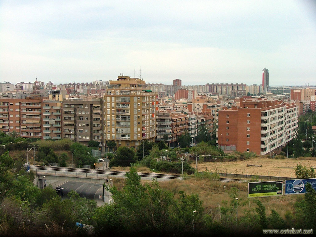 Барселона: Sant Ildefons, соседний район.