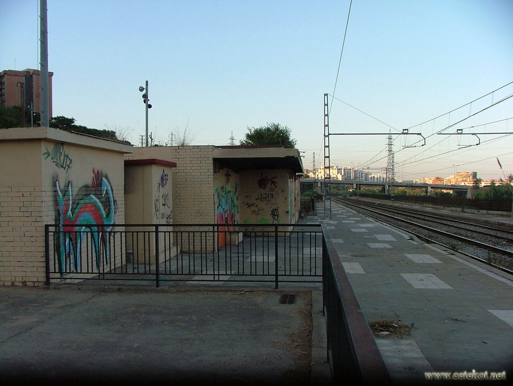 Барселона: заброшенная станция в Sant Ildefons.