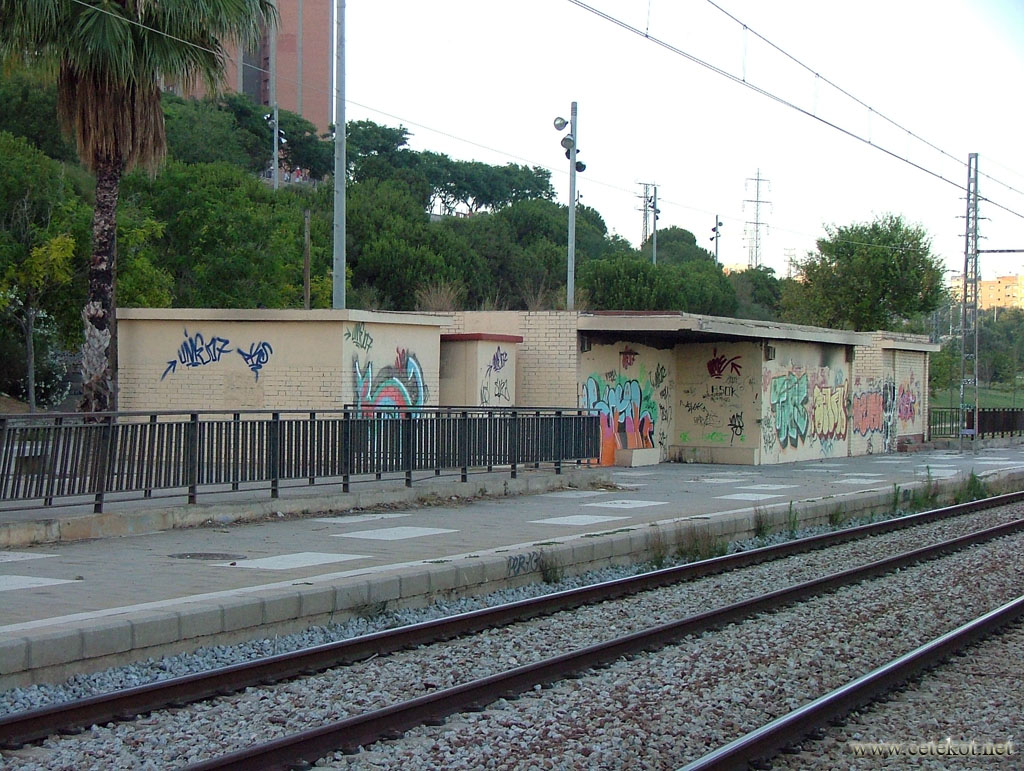 Барселона: заброшенная станция в Sant Ildefons.