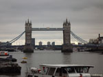 Лондон: Мрачный Тауэрский мост.