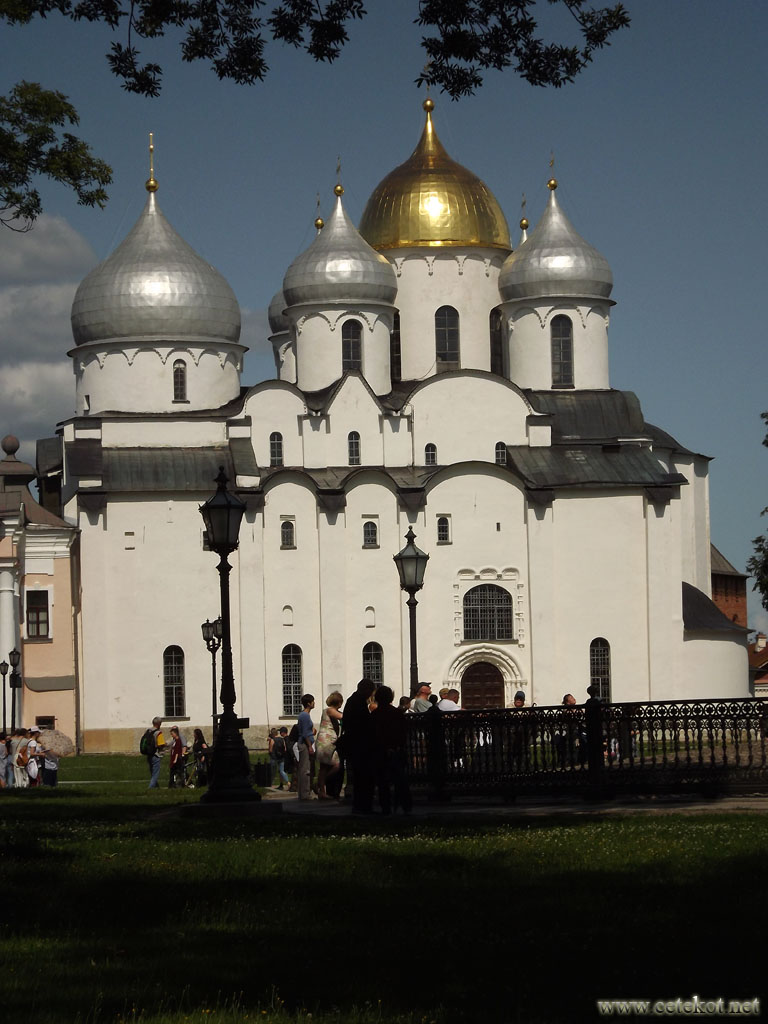 Новгород: Софийский собор.