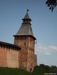 Новгород: кремль, Спасская башня.