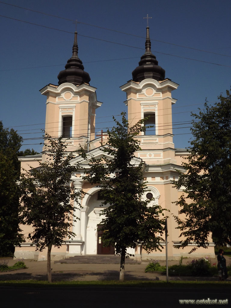 Новгород: церковь Петра и Павла.