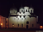 Новгород: ночной Софийский собор.