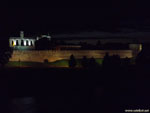 Новгород: ночной кремль, церковь Входа в Иерусалим и Владимирская башня.
