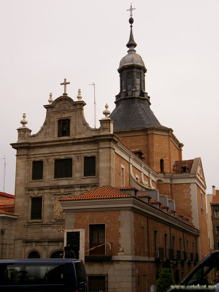 Мадрид: ещё церковь.
