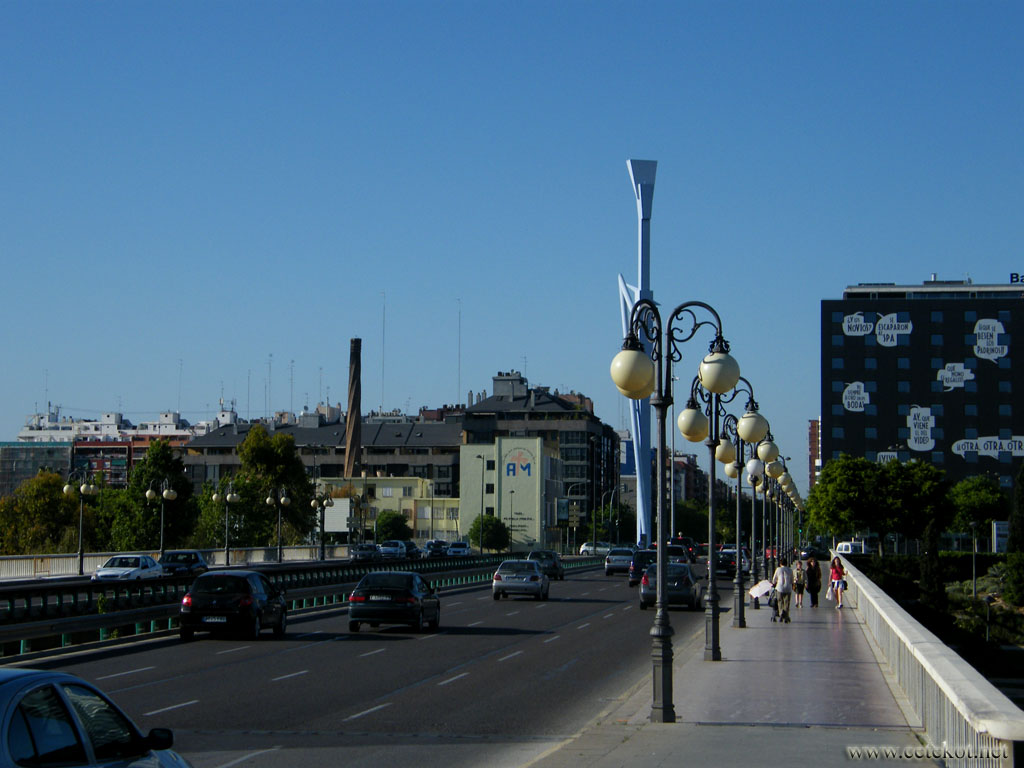 Валенсия: улицы города.