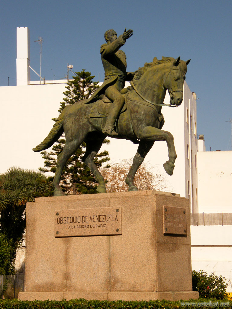 Кадис: памятник Симону Боливару.